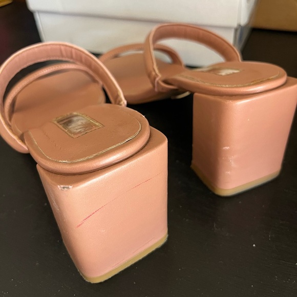 Billini Freida Block Heels Butterscotch - Picture 7 of 10